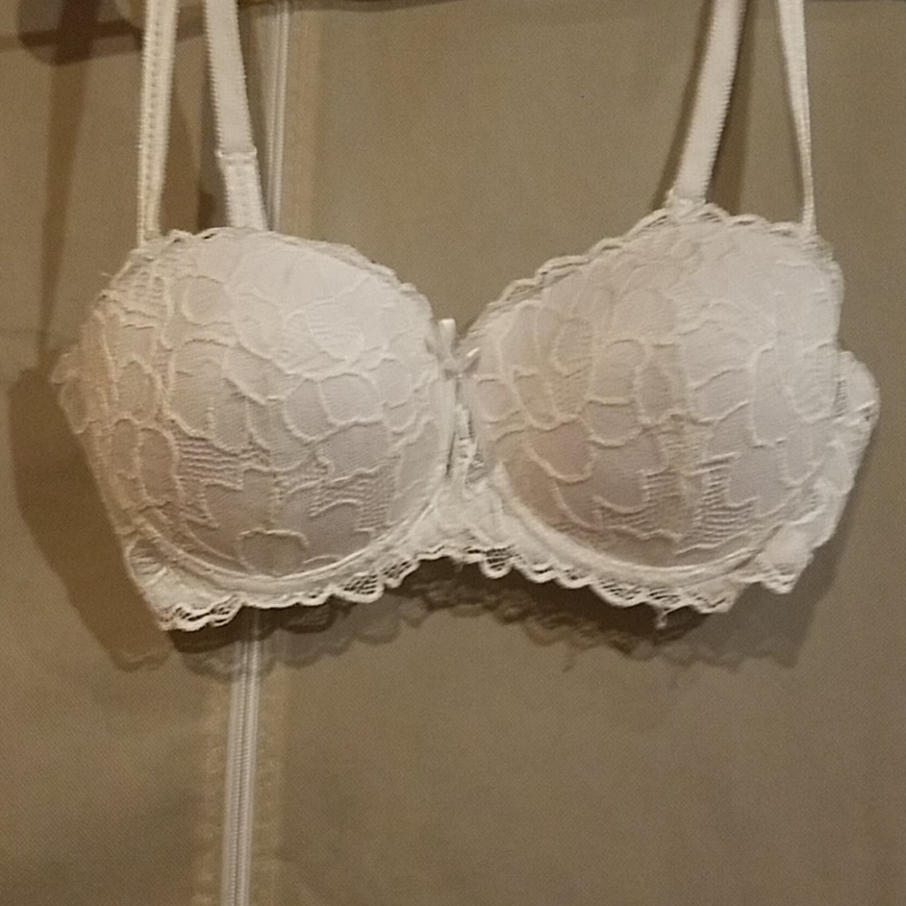 Like new push up bra